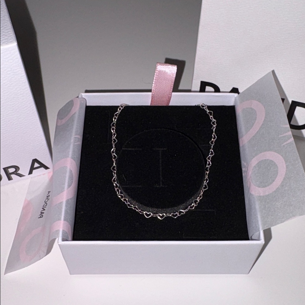 Pandora Silver Heart Link Necklace new in box - Picture 4 of 10